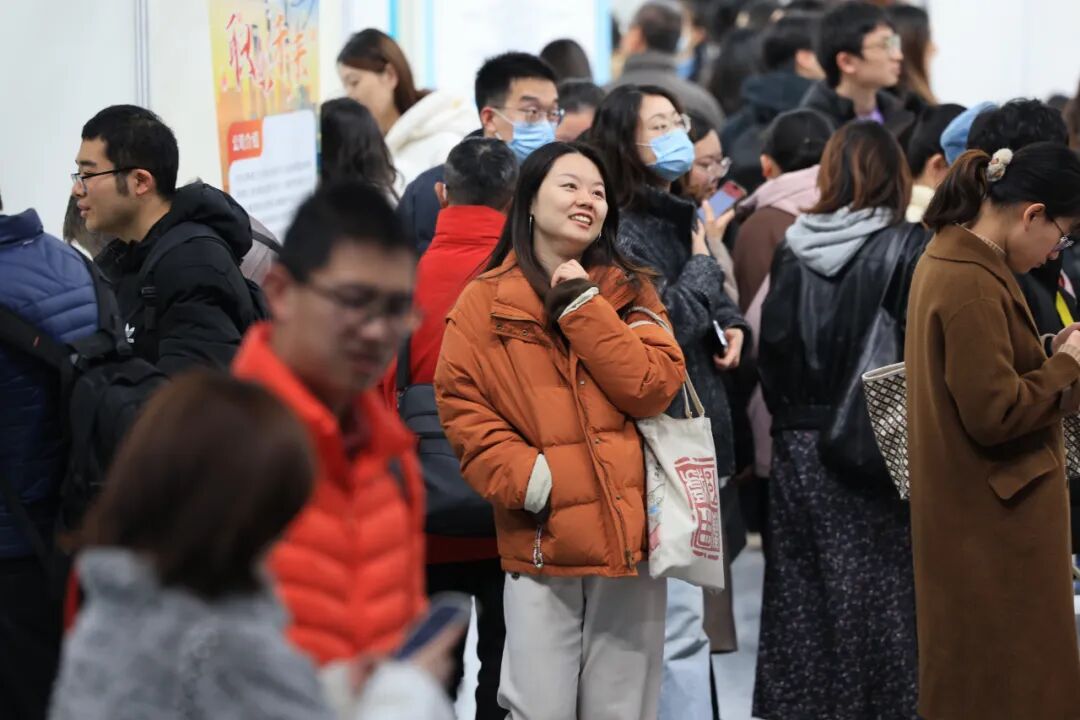 2025年这一行业人才需求爆发,有岗位年薪最高可达80万元(图1) 2025年这一行业人才需求爆发,有岗位年薪最高可达80万元(图1)